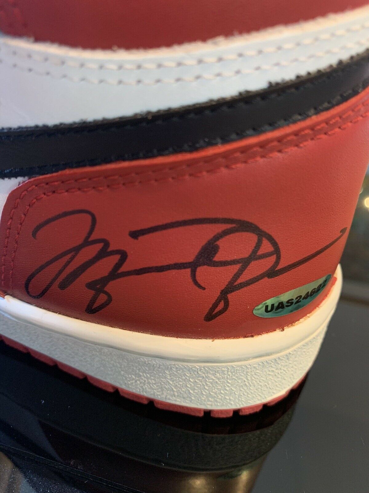 Michael Jordan Autographed Nike Air Jordan 1 Retro High 85 Varsity Red Shoes  - Upper Deck